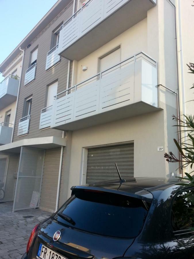 Nuovo Bilocale In Via Lagomaggio, 31 Rimini Eksteriør bilde